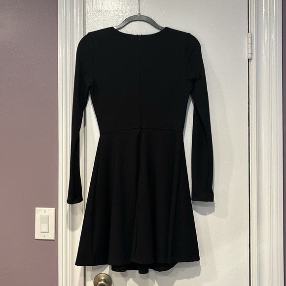Lulus Black Peplum dress - Picture 2 of 2